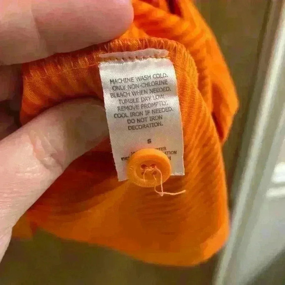 Whataburger Golf Polo for Men Size Small Orange Stripes Dry-fit type material - Picture 4 of 5